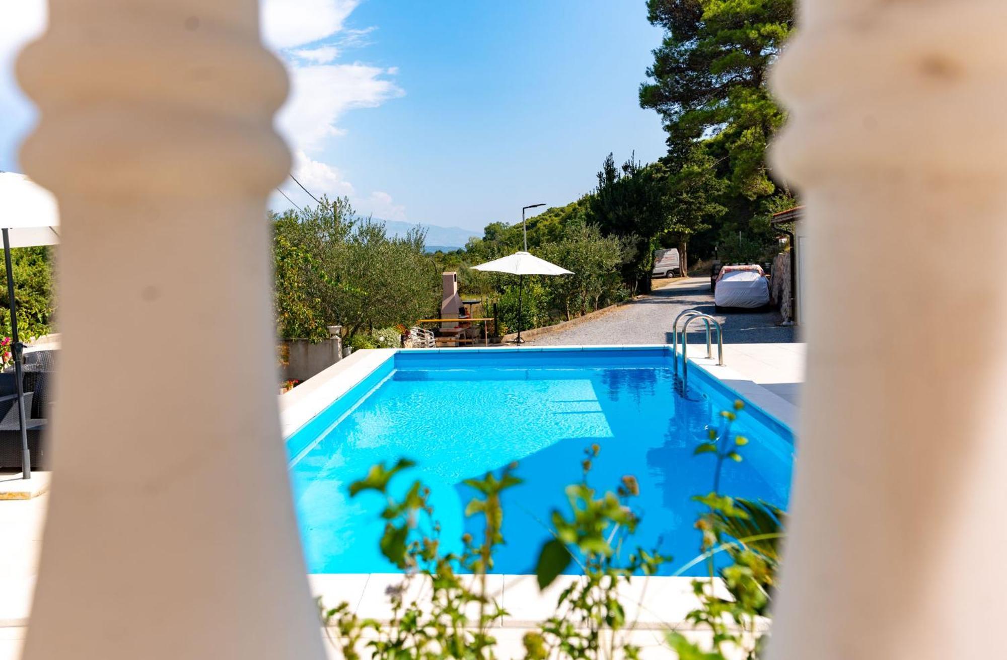 Apartments Lores Rab Town Exterior foto