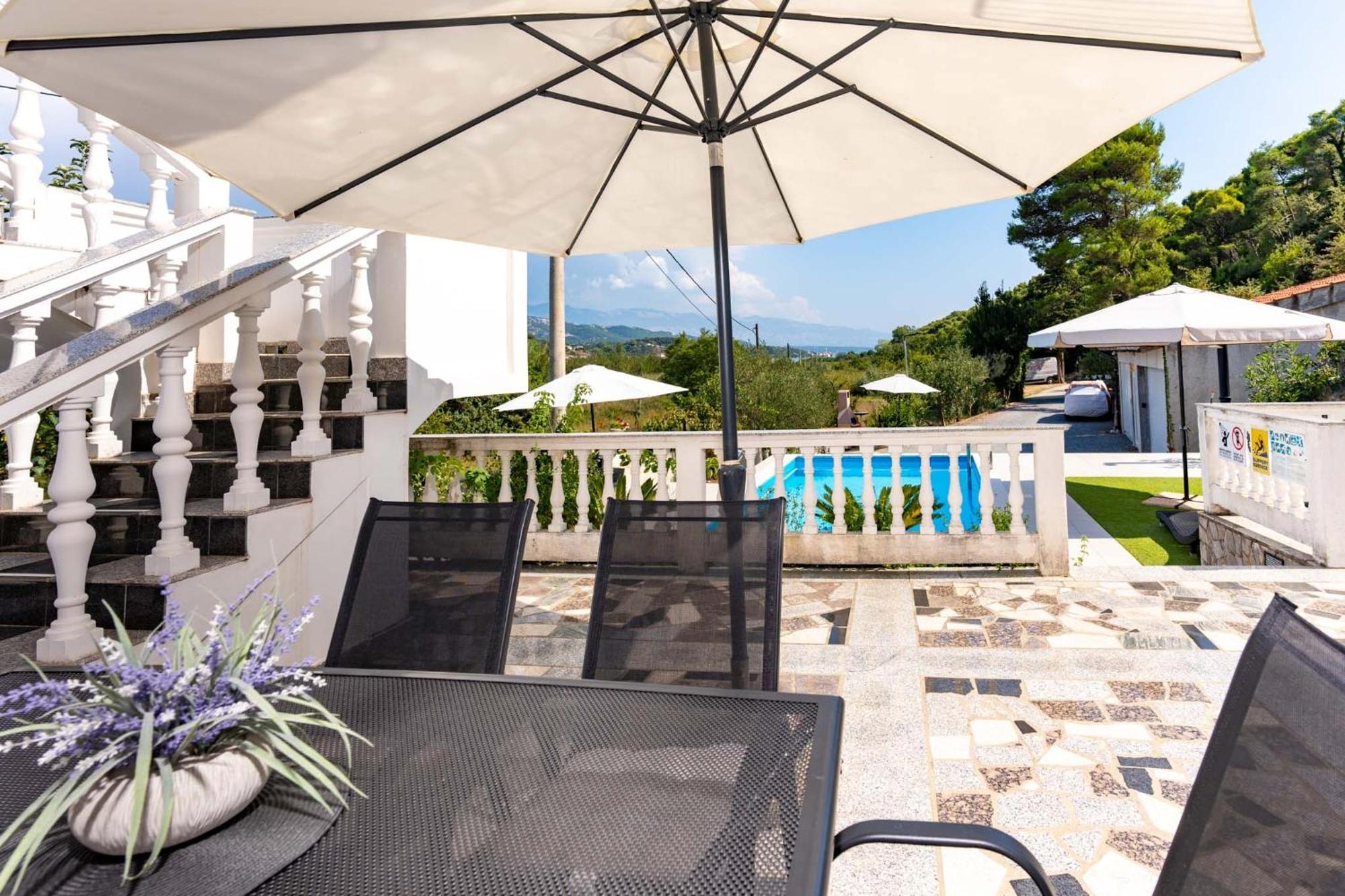 Apartments Lores Rab Town Exterior foto